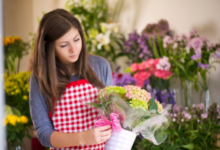 Thoughtful Ways to Surprise Someone with Flowers