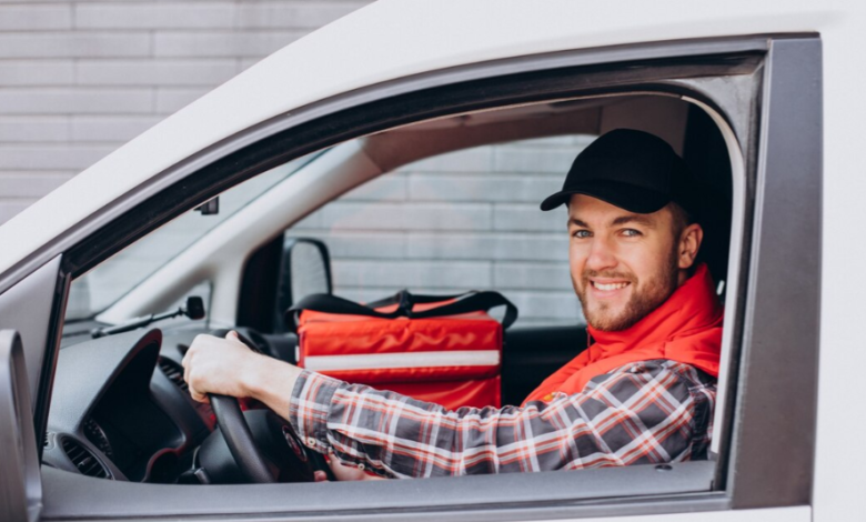 Managing Gig Work Finances: The Role of Cash Advances for Delivery Drivers 